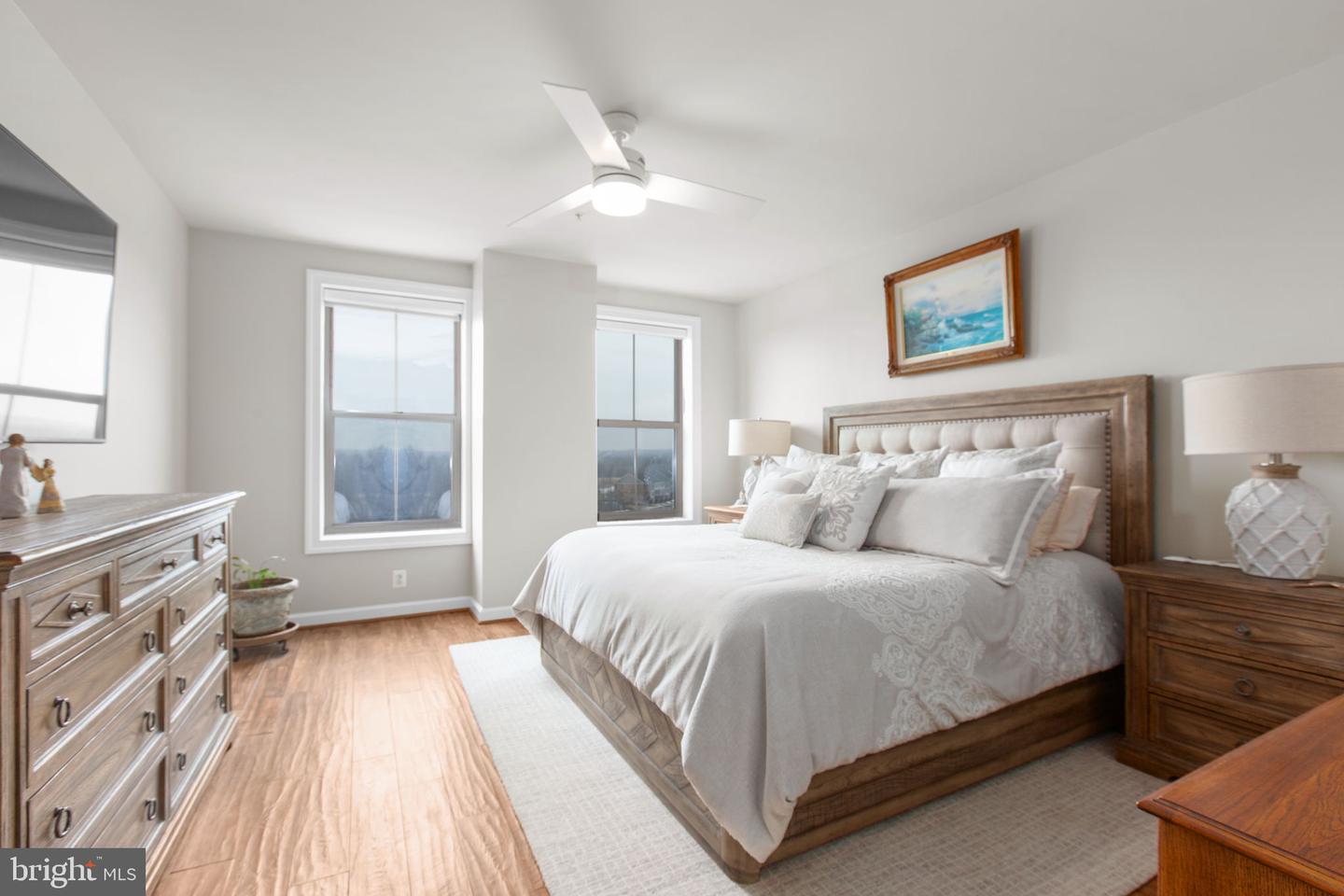 485 HARBOR SIDE ST #910, WOODBRIDGE, Virginia 22191, 2 Bedrooms Bedrooms, ,2 BathroomsBathrooms,Residential,For sale,485 HARBOR SIDE ST #910,VAPW2112444 MLS # VAPW2112444