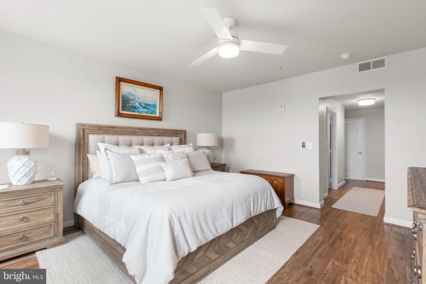 485 HARBOR SIDE ST #910, WOODBRIDGE, Virginia 22191, 2 Bedrooms Bedrooms, ,2 BathroomsBathrooms,Residential,For sale,485 HARBOR SIDE ST #910,VAPW2112444 MLS # VAPW2112444