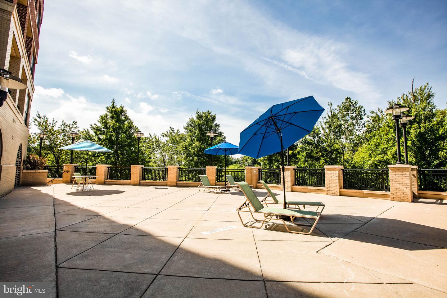 485 HARBOR SIDE ST #910, WOODBRIDGE, Virginia 22191, 2 Bedrooms Bedrooms, ,2 BathroomsBathrooms,Residential,For sale,485 HARBOR SIDE ST #910,VAPW2112444 MLS # VAPW2112444