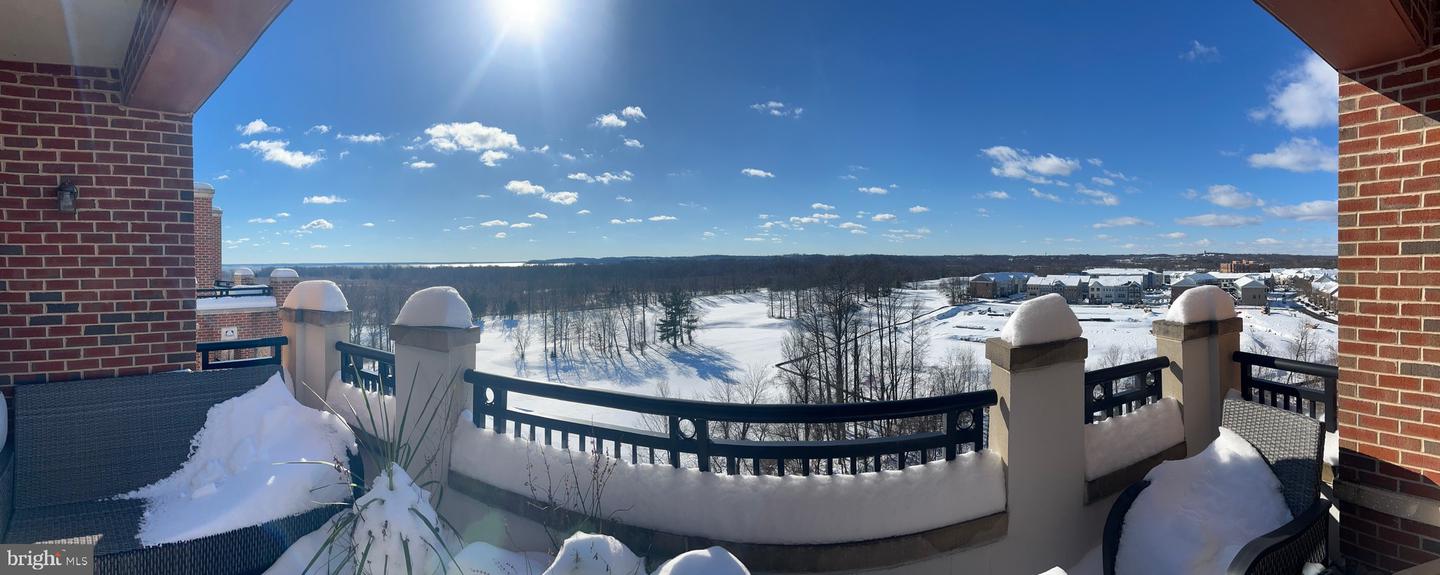 485 HARBOR SIDE ST #910, WOODBRIDGE, Virginia 22191, 2 Bedrooms Bedrooms, ,2 BathroomsBathrooms,Residential,For sale,485 HARBOR SIDE ST #910,VAPW2112444 MLS # VAPW2112444