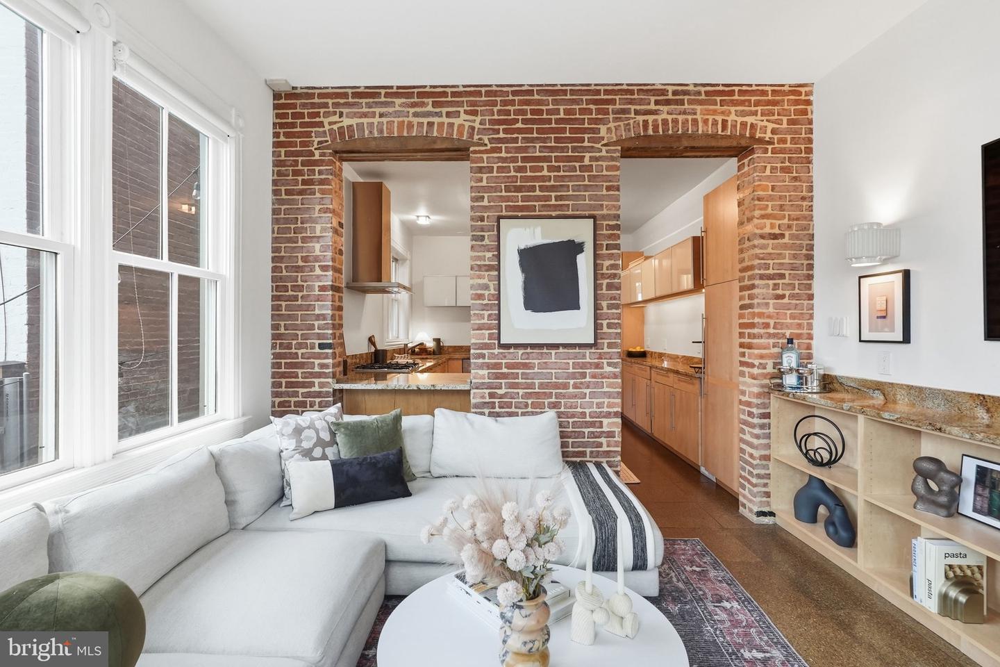 938 FRENCH ST NW, WASHINGTON, District Of Columbia 20001, 4 Bedrooms Bedrooms, ,4 BathroomsBathrooms,Residential,For sale,938 FRENCH ST NW,DCDC2246020 MLS # DCDC2246020