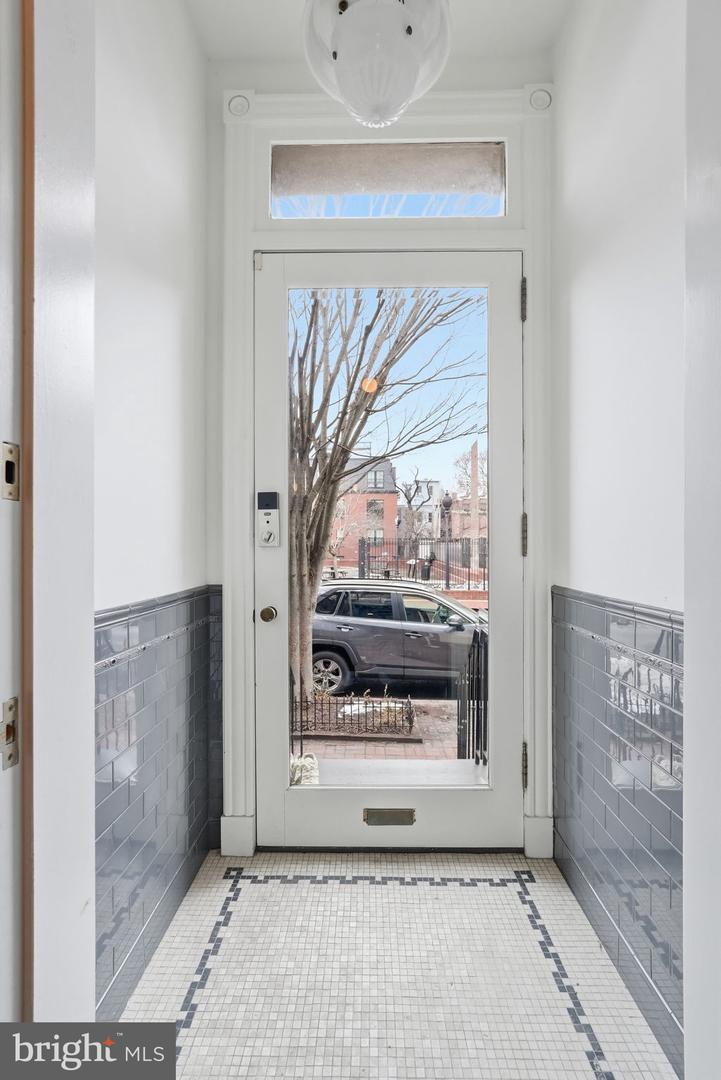 938 FRENCH ST NW, WASHINGTON, District Of Columbia 20001, 4 Bedrooms Bedrooms, ,4 BathroomsBathrooms,Residential,For sale,938 FRENCH ST NW,DCDC2246020 MLS # DCDC2246020