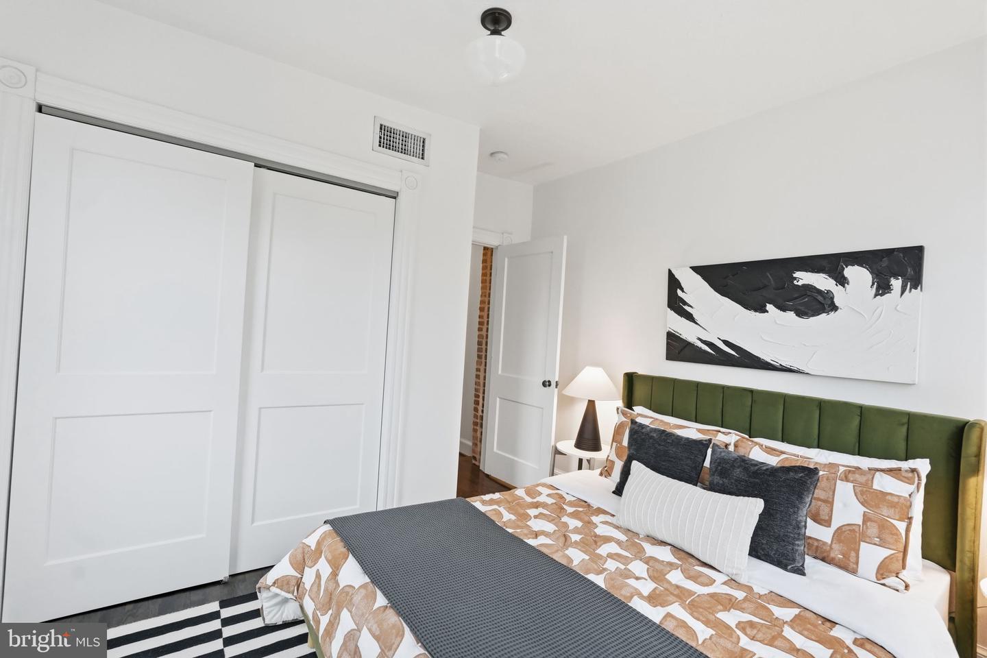 938 FRENCH ST NW, WASHINGTON, District Of Columbia 20001, 4 Bedrooms Bedrooms, ,4 BathroomsBathrooms,Residential,For sale,938 FRENCH ST NW,DCDC2246020 MLS # DCDC2246020