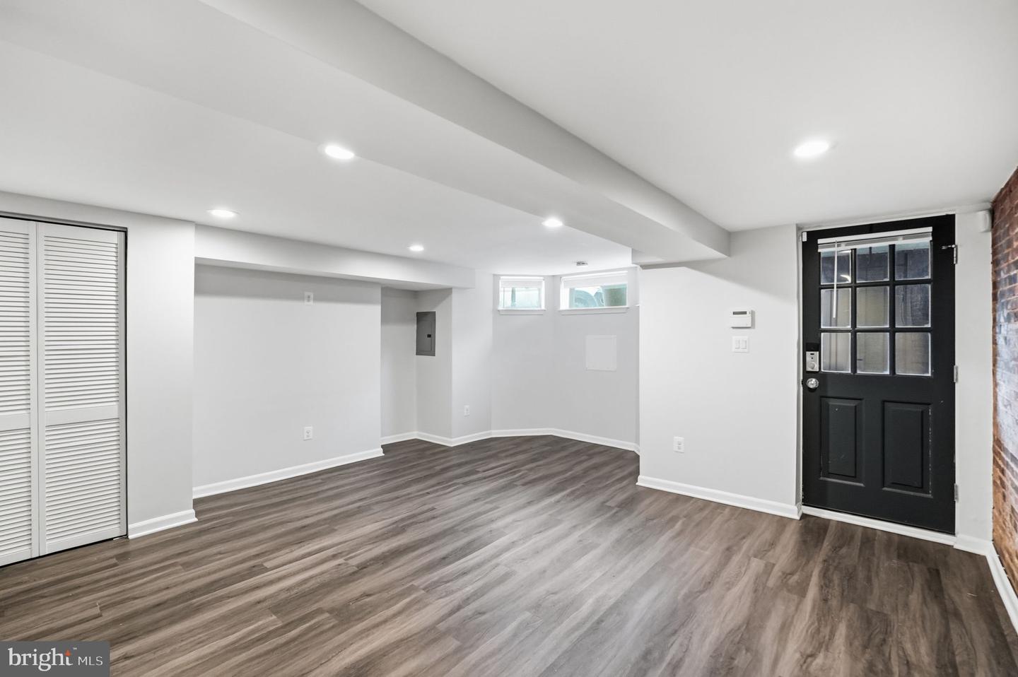 938 FRENCH ST NW, WASHINGTON, District Of Columbia 20001, 4 Bedrooms Bedrooms, ,4 BathroomsBathrooms,Residential,For sale,938 FRENCH ST NW,DCDC2246020 MLS # DCDC2246020