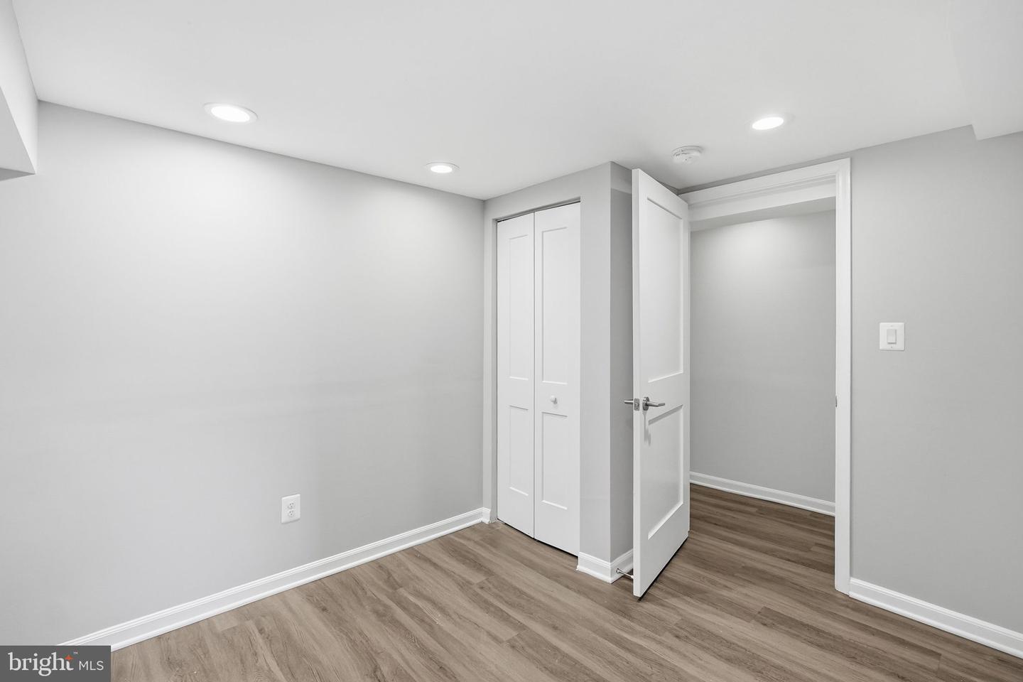 938 FRENCH ST NW, WASHINGTON, District Of Columbia 20001, 4 Bedrooms Bedrooms, ,4 BathroomsBathrooms,Residential,For sale,938 FRENCH ST NW,DCDC2246020 MLS # DCDC2246020