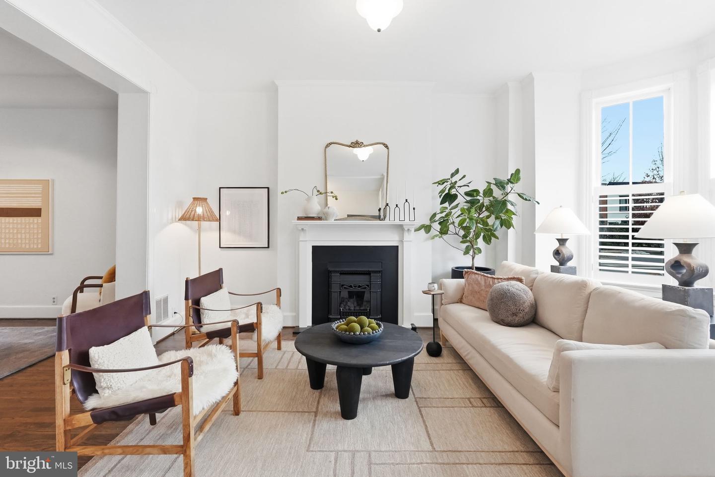 938 FRENCH ST NW, WASHINGTON, District Of Columbia 20001, 4 Bedrooms Bedrooms, ,4 BathroomsBathrooms,Residential,For sale,938 FRENCH ST NW,DCDC2246020 MLS # DCDC2246020