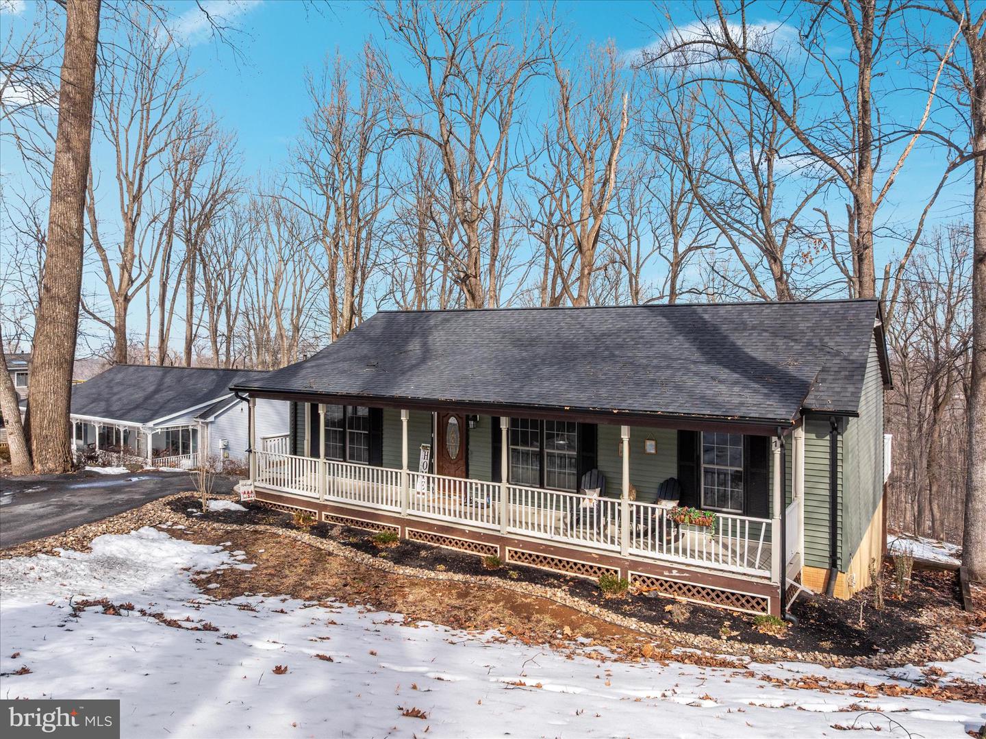 67 POCAHONTAS RD, FRONT ROYAL, Virginia 22630, 3 Bedrooms Bedrooms, ,2 BathroomsBathrooms,Residential,For sale,67 POCAHONTAS RD,VAWR2013412 MLS # VAWR2013412