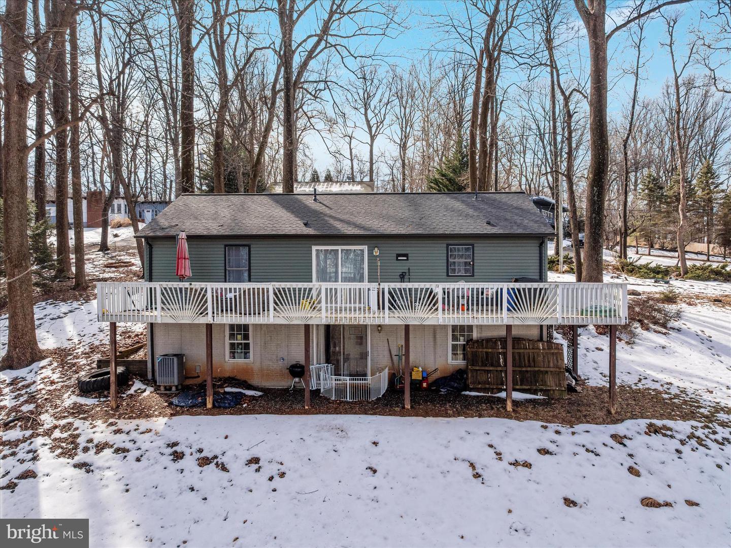 67 POCAHONTAS RD, FRONT ROYAL, Virginia 22630, 3 Bedrooms Bedrooms, ,2 BathroomsBathrooms,Residential,For sale,67 POCAHONTAS RD,VAWR2013412 MLS # VAWR2013412