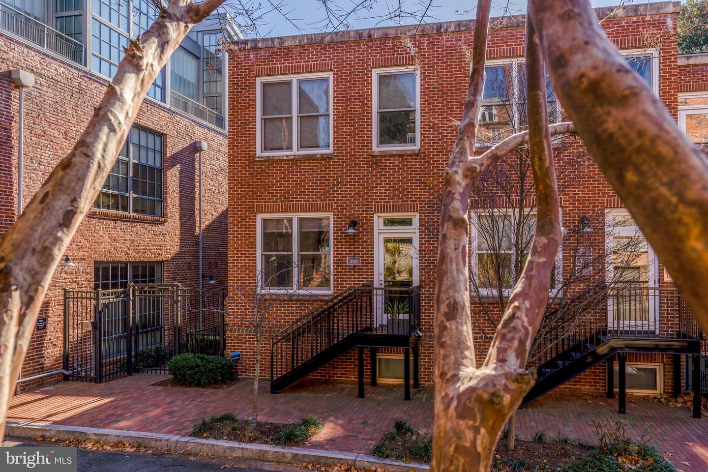 2516 Q ST NW #E102, WASHINGTON, District Of Columbia 20007, 2 Bedrooms Bedrooms, ,2 BathroomsBathrooms,Residential,For sale,2516 Q ST NW #E102,DCDC2246062 MLS # DCDC2246062
