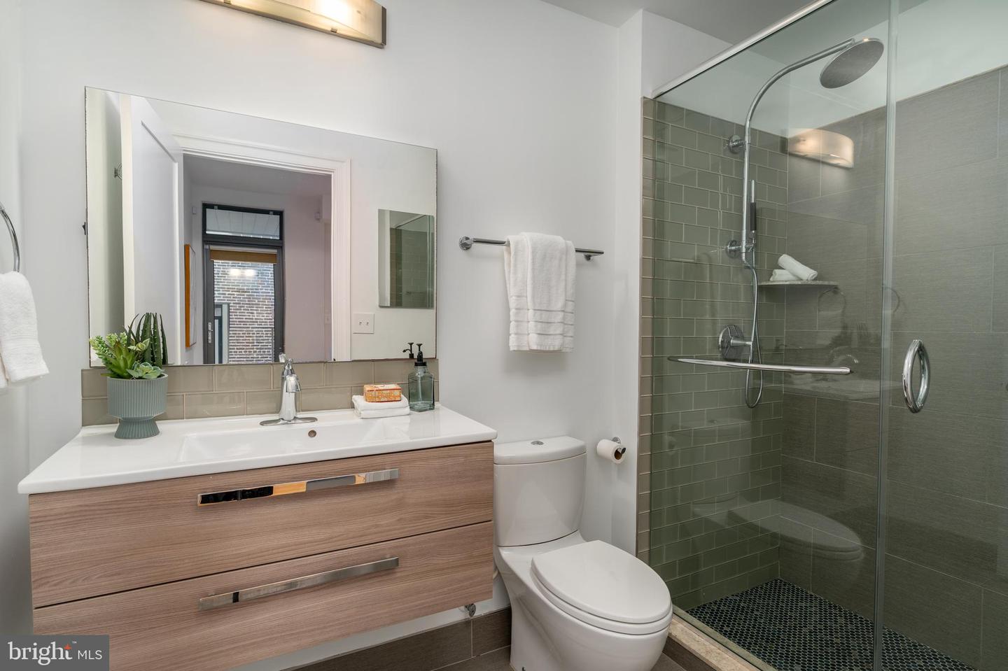 2516 Q ST NW #E102, WASHINGTON, District Of Columbia 20007, 2 Bedrooms Bedrooms, ,2 BathroomsBathrooms,Residential,For sale,2516 Q ST NW #E102,DCDC2246062 MLS # DCDC2246062