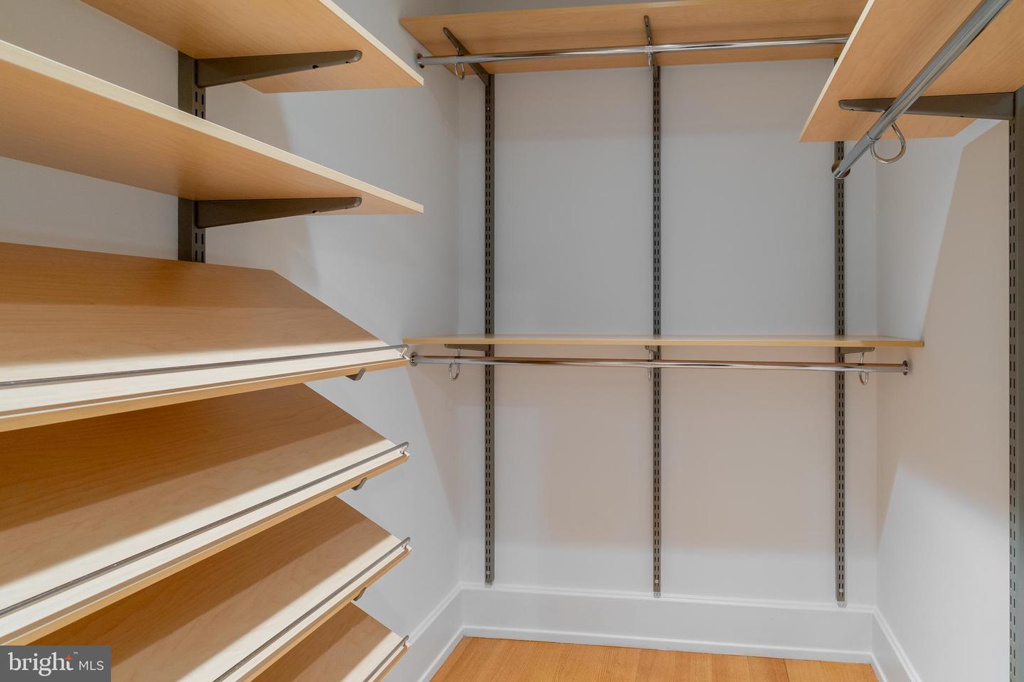 2516 Q ST NW #E102, WASHINGTON, District Of Columbia 20007, 2 Bedrooms Bedrooms, ,2 BathroomsBathrooms,Residential,For sale,2516 Q ST NW #E102,DCDC2246062 MLS # DCDC2246062