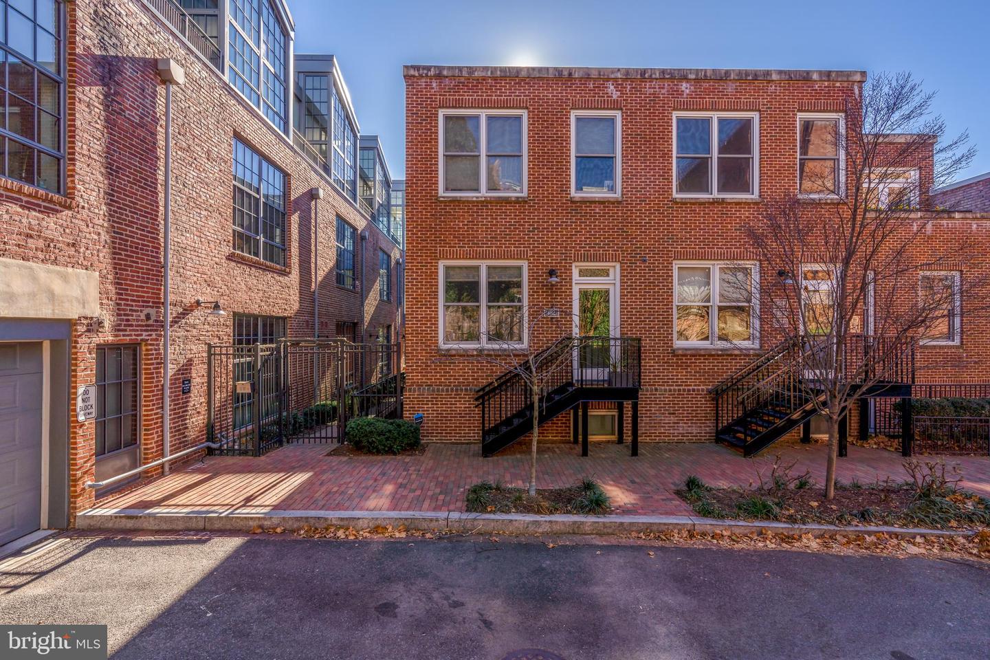 2516 Q ST NW #E102, WASHINGTON, District Of Columbia 20007, 2 Bedrooms Bedrooms, ,2 BathroomsBathrooms,Residential,For sale,2516 Q ST NW #E102,DCDC2246062 MLS # DCDC2246062