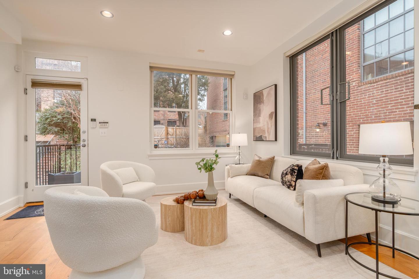 2516 Q ST NW #E102, WASHINGTON, District Of Columbia 20007, 2 Bedrooms Bedrooms, ,2 BathroomsBathrooms,Residential,For sale,2516 Q ST NW #E102,DCDC2246062 MLS # DCDC2246062