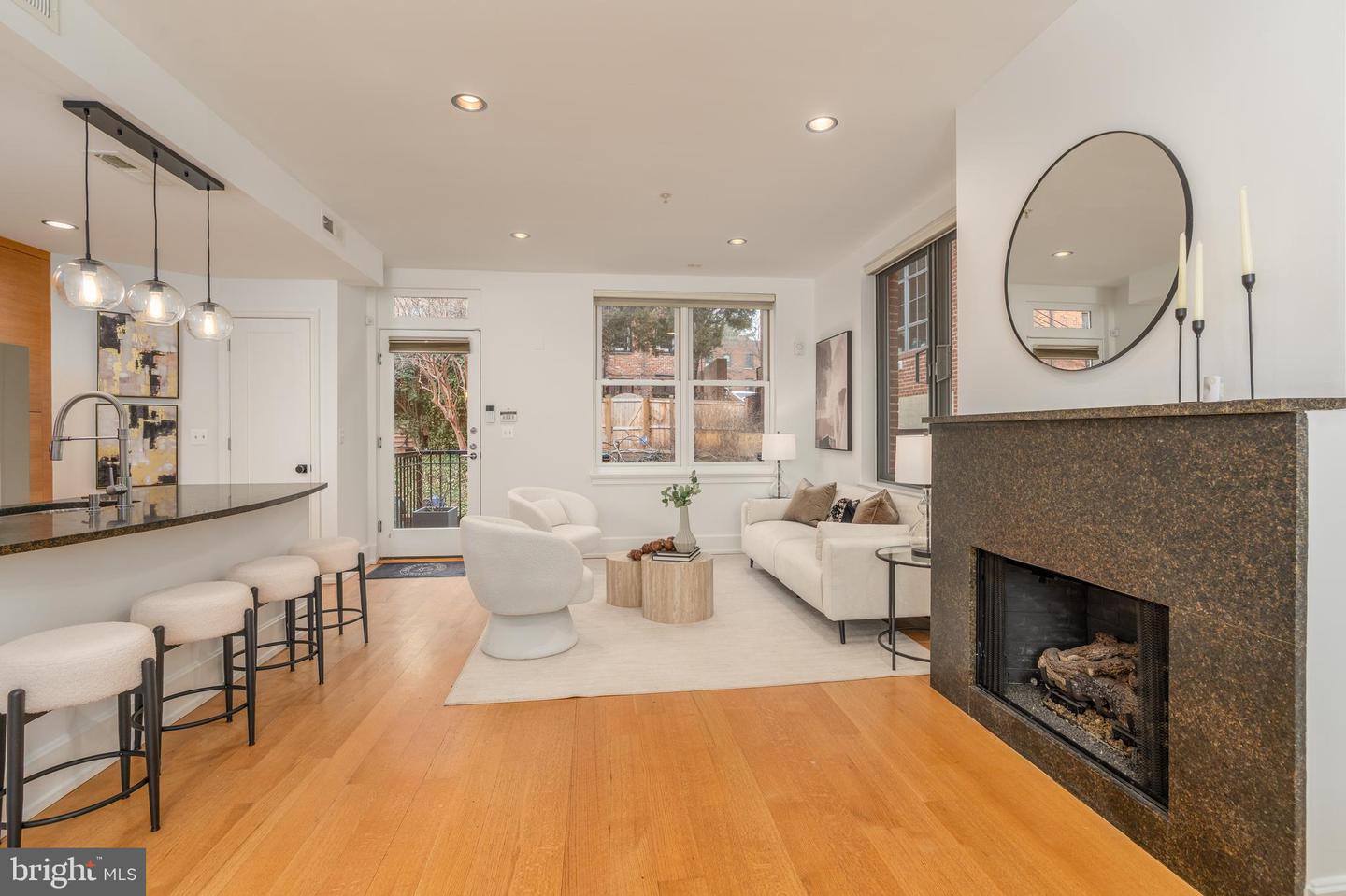 2516 Q ST NW #E102, WASHINGTON, District Of Columbia 20007, 2 Bedrooms Bedrooms, ,2 BathroomsBathrooms,Residential,For sale,2516 Q ST NW #E102,DCDC2246062 MLS # DCDC2246062