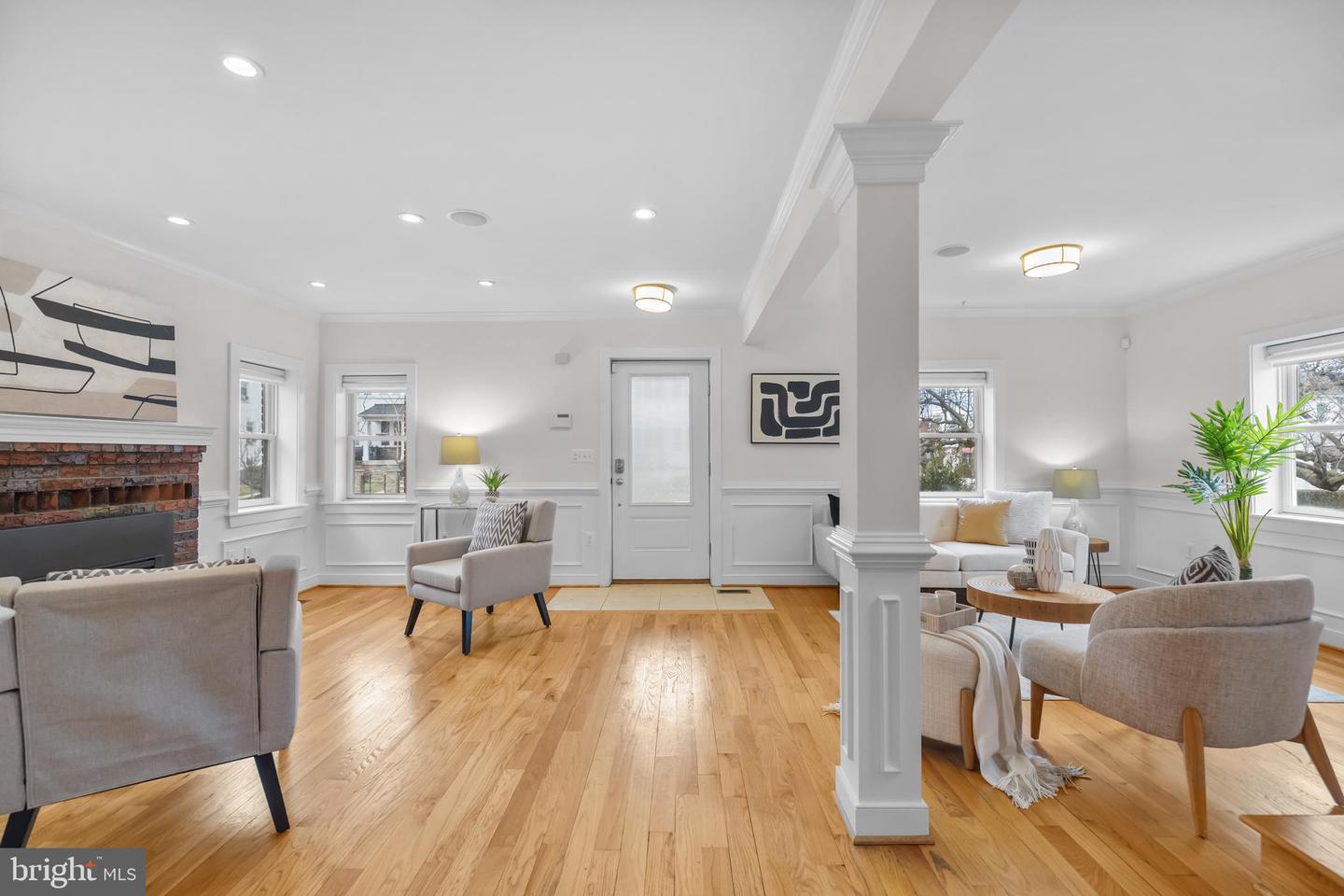 6400 9TH ST NW, WASHINGTON, District Of Columbia 20012, 4 Bedrooms Bedrooms, ,3 BathroomsBathrooms,Residential,For sale,6400 9TH ST NW,DCDC2246248 MLS # DCDC2246248