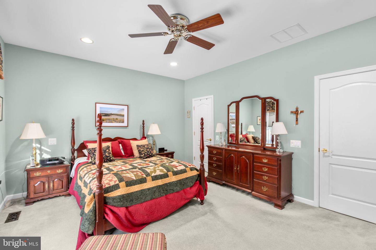 4 COVINGTON DR, FREDERICKSBURG, Virginia 22406, 3 Bedrooms Bedrooms, ,3 BathroomsBathrooms,Residential,For sale,4 COVINGTON DR,VAST2046182 MLS # VAST2046182