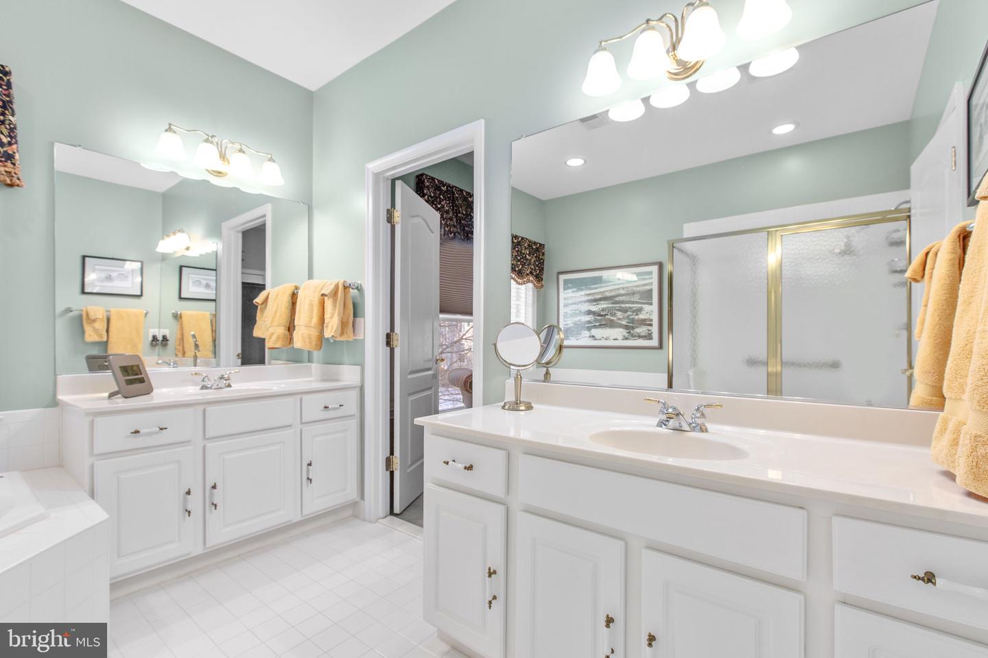 4 COVINGTON DR, FREDERICKSBURG, Virginia 22406, 3 Bedrooms Bedrooms, ,3 BathroomsBathrooms,Residential,For sale,4 COVINGTON DR,VAST2046182 MLS # VAST2046182