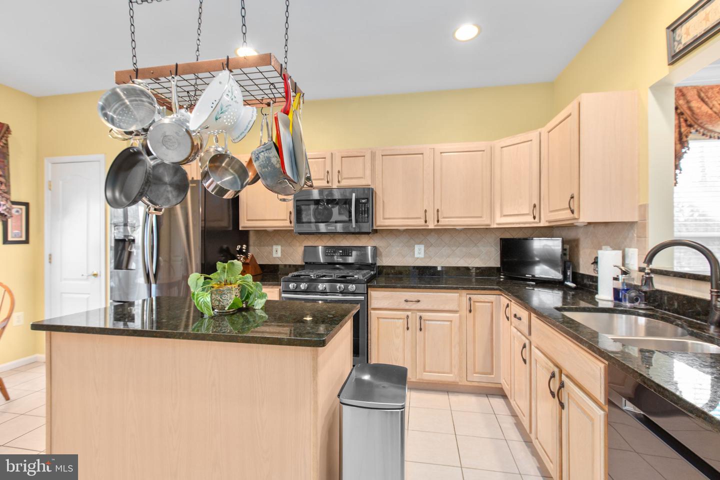 4 COVINGTON DR, FREDERICKSBURG, Virginia 22406, 3 Bedrooms Bedrooms, ,3 BathroomsBathrooms,Residential,For sale,4 COVINGTON DR,VAST2046182 MLS # VAST2046182