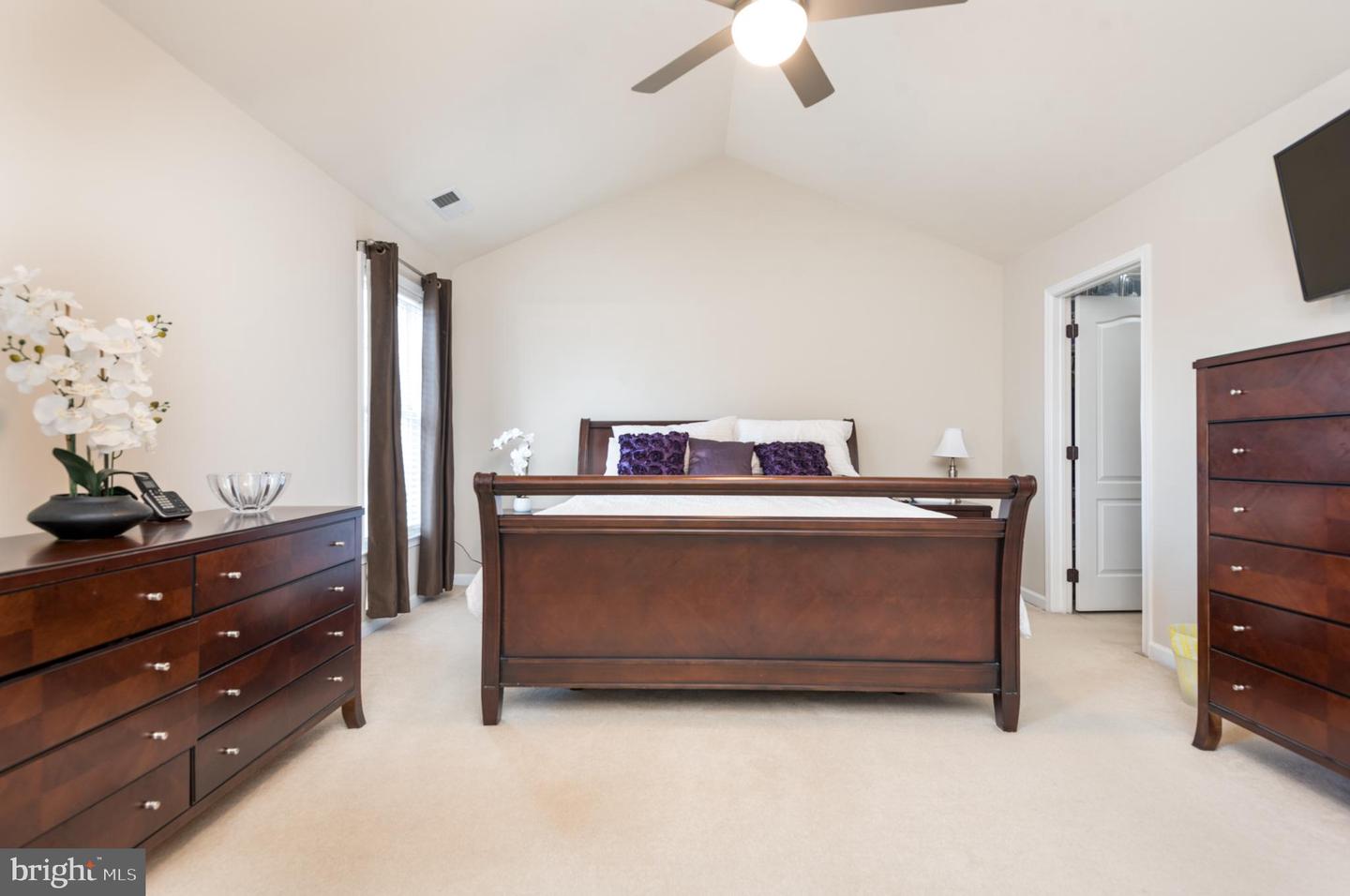 5590 ARROWFIELD TER, HAYMARKET, Virginia 20169, 3 Bedrooms Bedrooms, ,3 BathroomsBathrooms,Residential,For sale,5590 ARROWFIELD TER,VAPW2112424 MLS # VAPW2112424