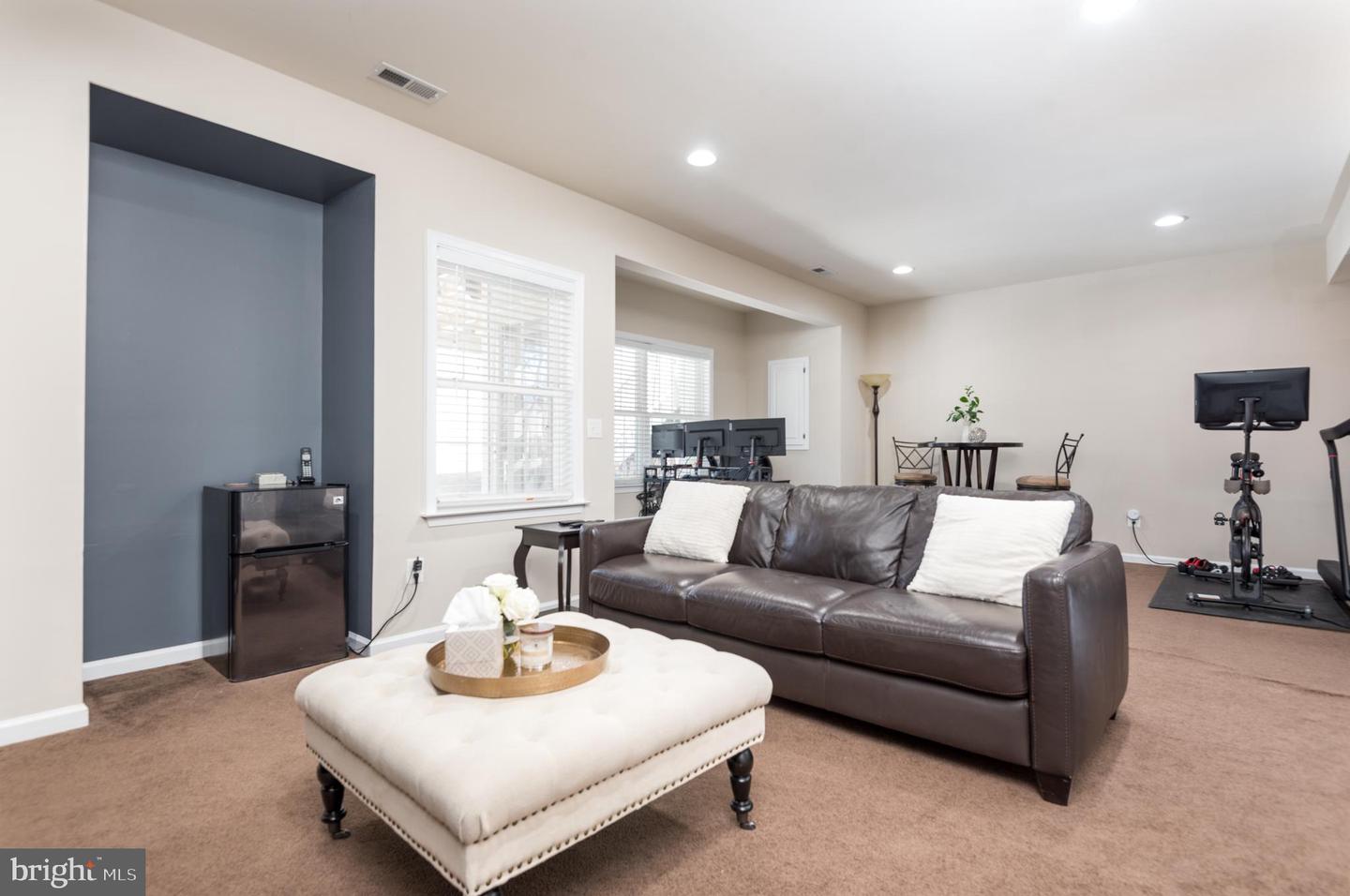 5590 ARROWFIELD TER, HAYMARKET, Virginia 20169, 3 Bedrooms Bedrooms, ,3 BathroomsBathrooms,Residential,For sale,5590 ARROWFIELD TER,VAPW2112424 MLS # VAPW2112424