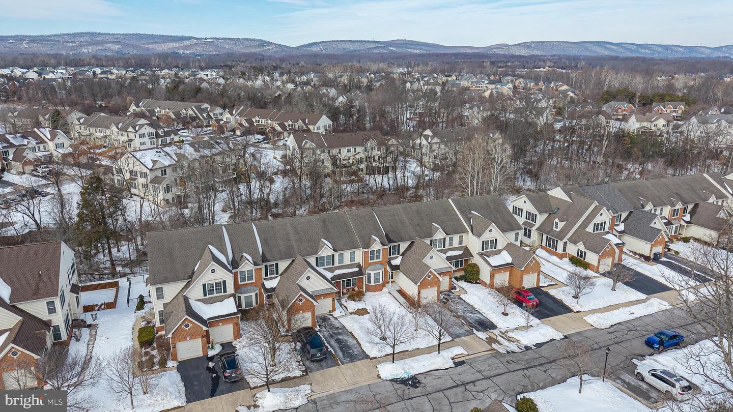 5590 ARROWFIELD TER, HAYMARKET, Virginia 20169, 3 Bedrooms Bedrooms, ,3 BathroomsBathrooms,Residential,For sale,5590 ARROWFIELD TER,VAPW2112424 MLS # VAPW2112424