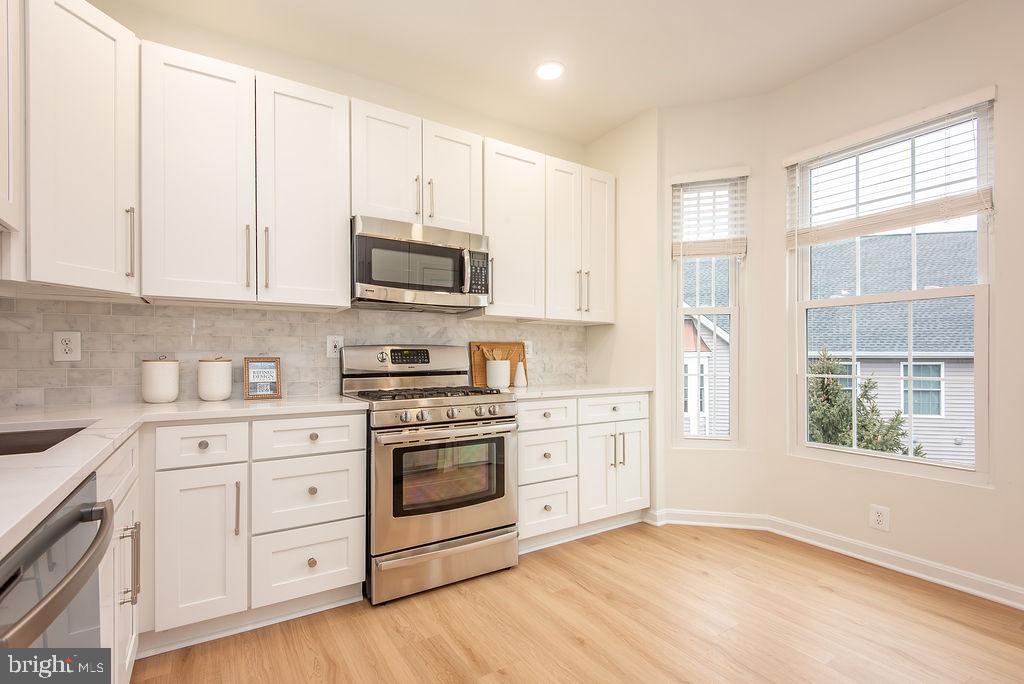 46612 DRYSDALE TER #302, STERLING, Virginia 20165, 2 Bedrooms Bedrooms, ,2 BathroomsBathrooms,Residential,For sale,46612 DRYSDALE TER #302,VALO2115824 MLS # VALO2115824