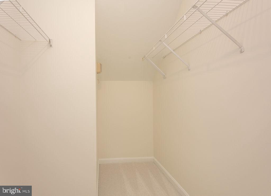 46612 DRYSDALE TER #302, STERLING, Virginia 20165, 2 Bedrooms Bedrooms, ,2 BathroomsBathrooms,Residential,For sale,46612 DRYSDALE TER #302,VALO2115824 MLS # VALO2115824