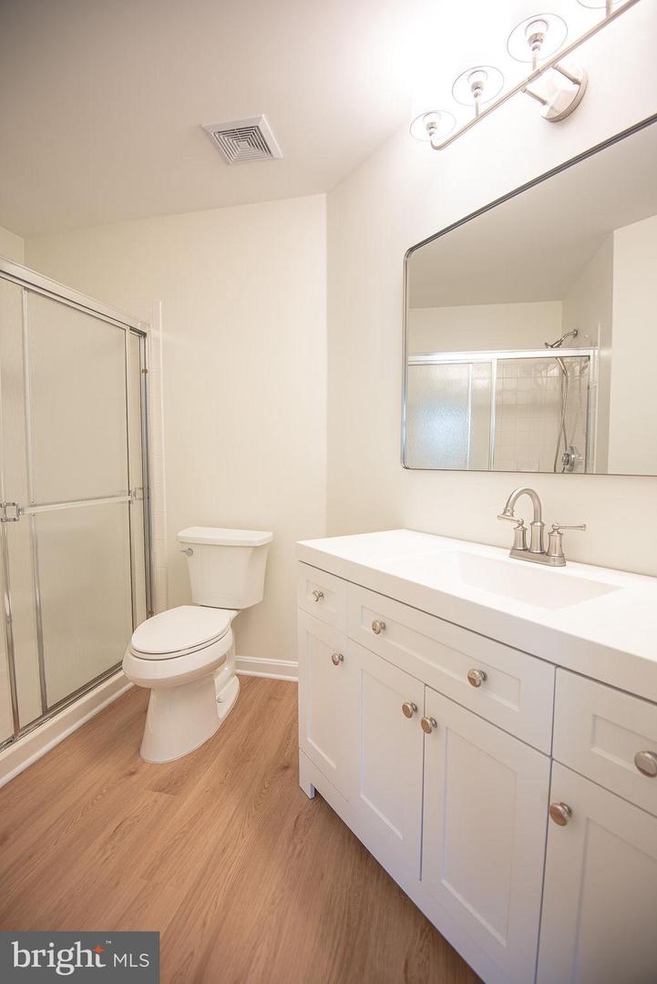 46612 DRYSDALE TER #302, STERLING, Virginia 20165, 2 Bedrooms Bedrooms, ,2 BathroomsBathrooms,Residential,For sale,46612 DRYSDALE TER #302,VALO2115824 MLS # VALO2115824