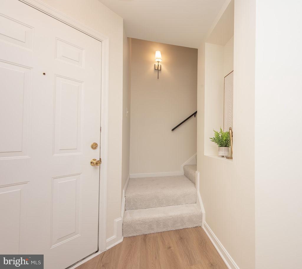 46612 DRYSDALE TER #302, STERLING, Virginia 20165, 2 Bedrooms Bedrooms, ,2 BathroomsBathrooms,Residential,For sale,46612 DRYSDALE TER #302,VALO2115824 MLS # VALO2115824