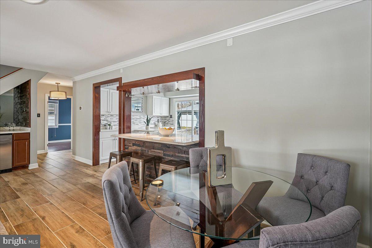 4407 MIDSTONE LN, FAIRFAX, Virginia 22033, 4 Bedrooms Bedrooms, ,2 BathroomsBathrooms,Residential,For sale,4407 MIDSTONE LN,VAFX2290876 MLS # VAFX2290876