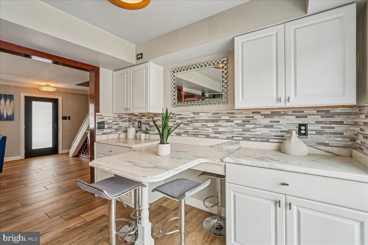 4407 MIDSTONE LN, FAIRFAX, Virginia 22033, 4 Bedrooms Bedrooms, ,2 BathroomsBathrooms,Residential,For sale,4407 MIDSTONE LN,VAFX2290876 MLS # VAFX2290876