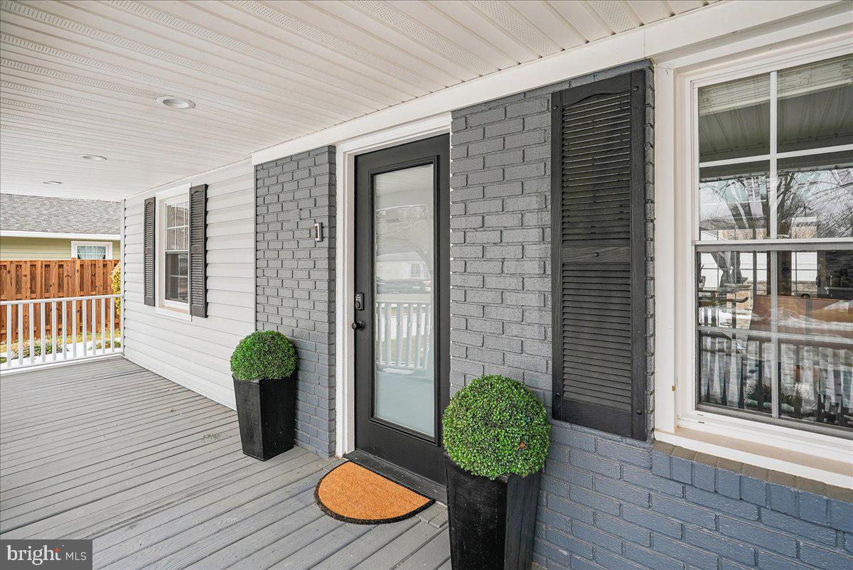 4407 MIDSTONE LN, FAIRFAX, Virginia 22033, 4 Bedrooms Bedrooms, ,2 BathroomsBathrooms,Residential,For sale,4407 MIDSTONE LN,VAFX2290876 MLS # VAFX2290876