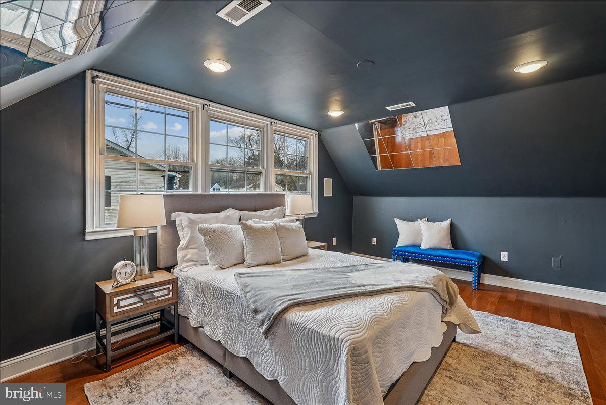 4407 MIDSTONE LN, FAIRFAX, Virginia 22033, 4 Bedrooms Bedrooms, ,2 BathroomsBathrooms,Residential,For sale,4407 MIDSTONE LN,VAFX2290876 MLS # VAFX2290876