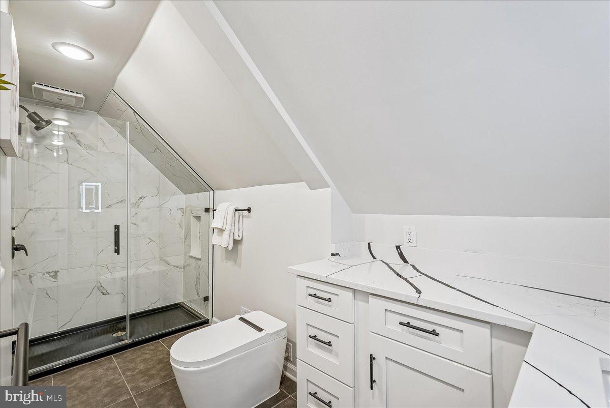 4407 MIDSTONE LN, FAIRFAX, Virginia 22033, 4 Bedrooms Bedrooms, ,2 BathroomsBathrooms,Residential,For sale,4407 MIDSTONE LN,VAFX2290876 MLS # VAFX2290876