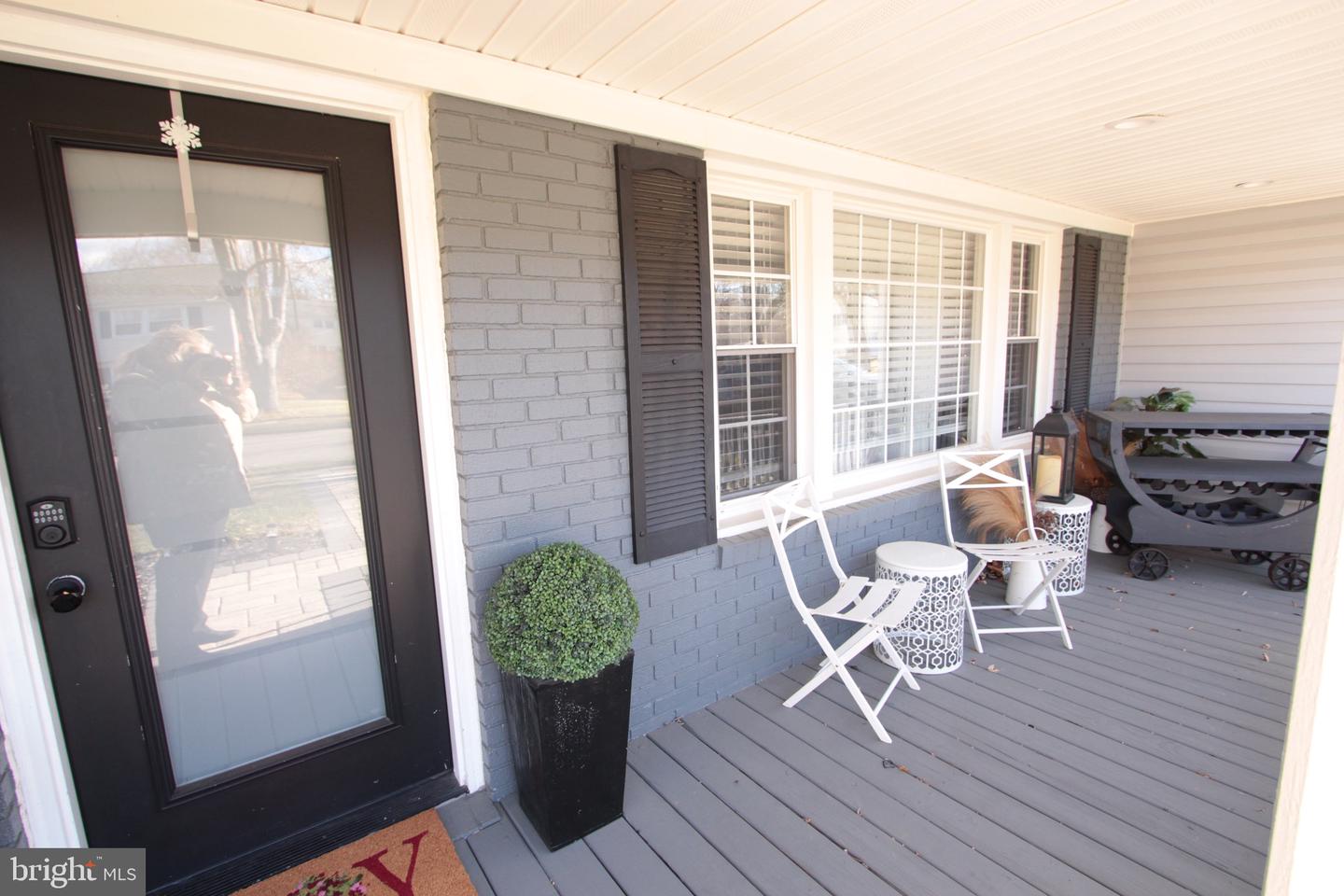 4407 MIDSTONE LN, FAIRFAX, Virginia 22033, 4 Bedrooms Bedrooms, ,2 BathroomsBathrooms,Residential,For sale,4407 MIDSTONE LN,VAFX2290876 MLS # VAFX2290876