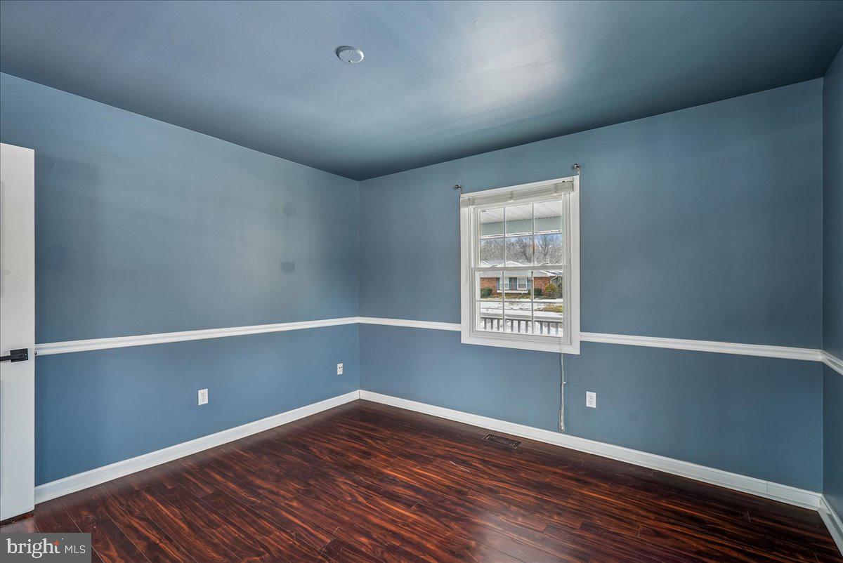 4407 MIDSTONE LN, FAIRFAX, Virginia 22033, 4 Bedrooms Bedrooms, ,2 BathroomsBathrooms,Residential,For sale,4407 MIDSTONE LN,VAFX2290876 MLS # VAFX2290876