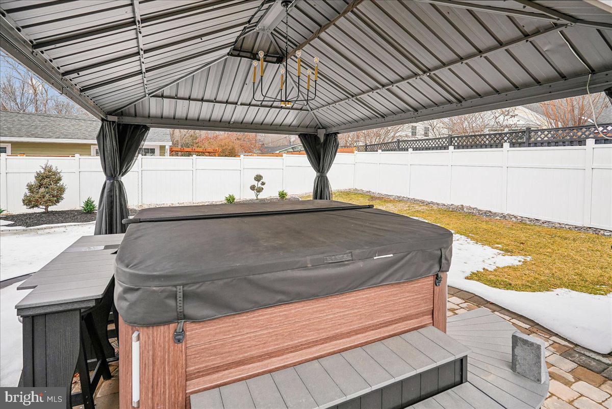 4407 MIDSTONE LN, FAIRFAX, Virginia 22033, 4 Bedrooms Bedrooms, ,2 BathroomsBathrooms,Residential,For sale,4407 MIDSTONE LN,VAFX2290876 MLS # VAFX2290876