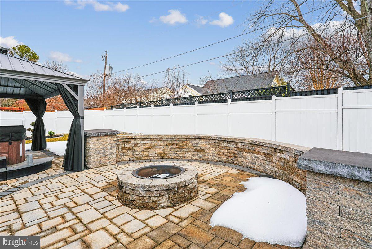 4407 MIDSTONE LN, FAIRFAX, Virginia 22033, 4 Bedrooms Bedrooms, ,2 BathroomsBathrooms,Residential,For sale,4407 MIDSTONE LN,VAFX2290876 MLS # VAFX2290876