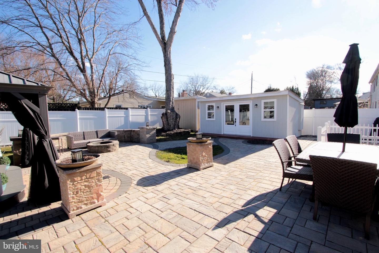 4407 MIDSTONE LN, FAIRFAX, Virginia 22033, 4 Bedrooms Bedrooms, ,2 BathroomsBathrooms,Residential,For sale,4407 MIDSTONE LN,VAFX2290876 MLS # VAFX2290876