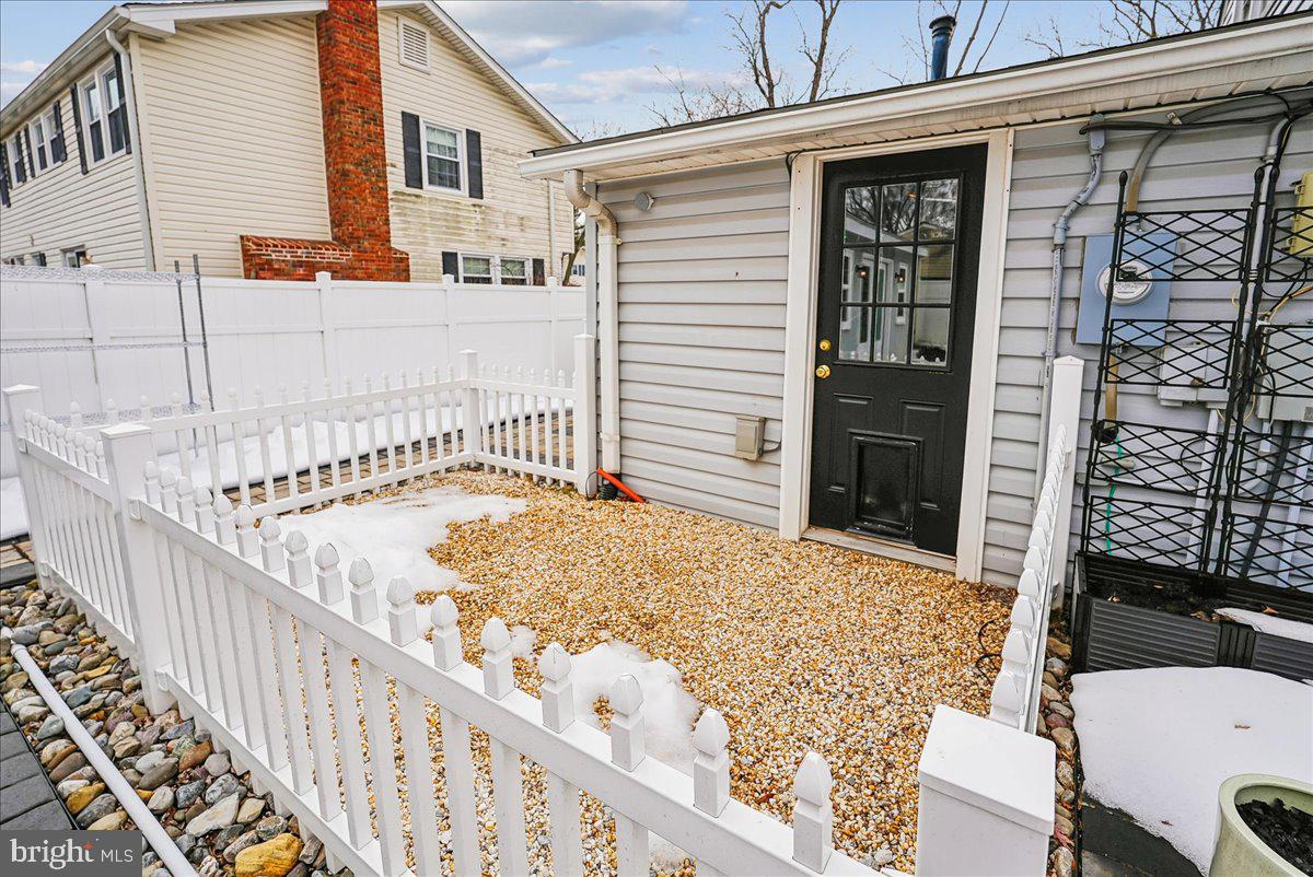 4407 MIDSTONE LN, FAIRFAX, Virginia 22033, 4 Bedrooms Bedrooms, ,2 BathroomsBathrooms,Residential,For sale,4407 MIDSTONE LN,VAFX2290876 MLS # VAFX2290876