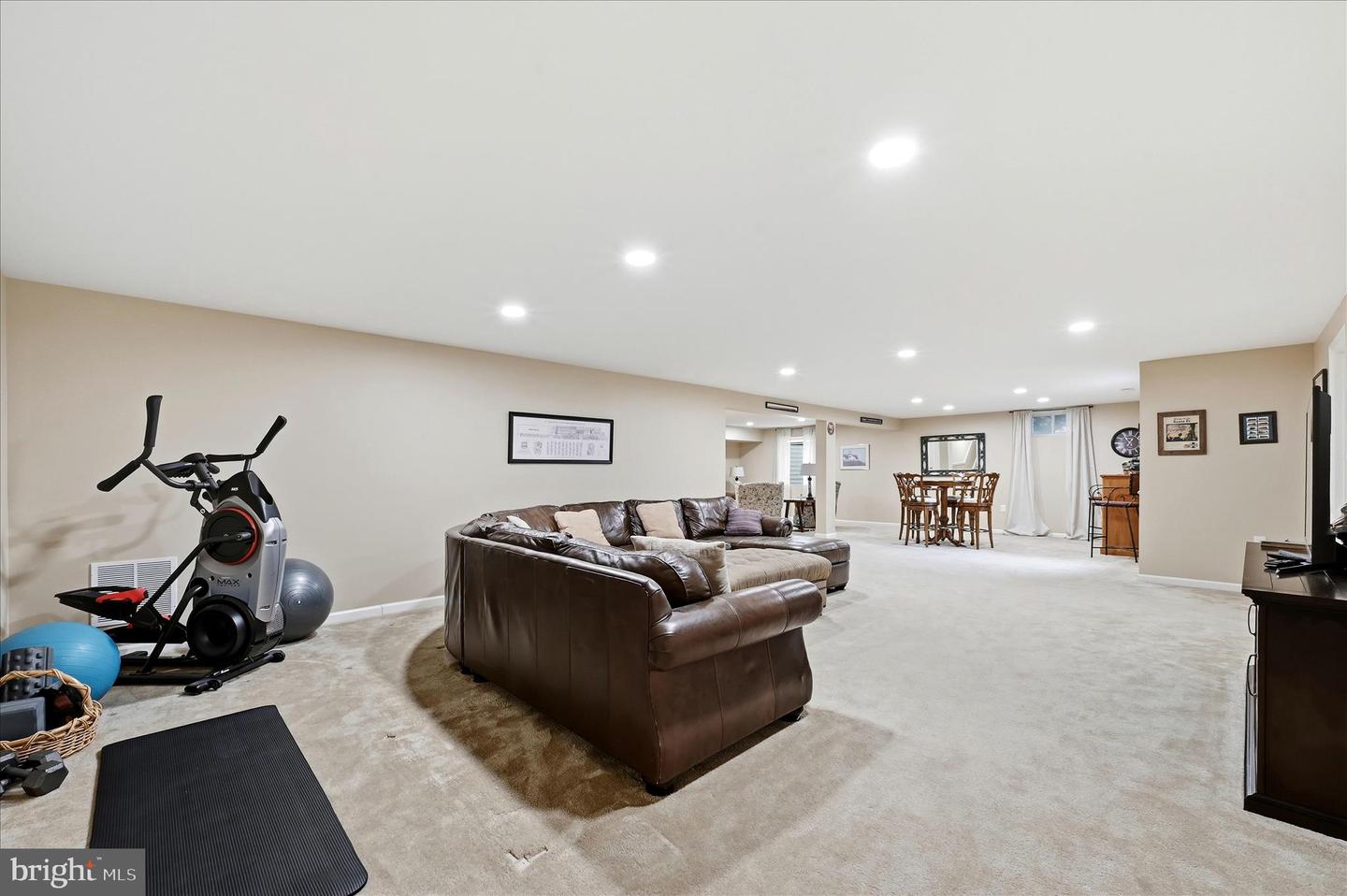 105 LADYSMITH DR, STEPHENS CITY, Virginia 22655, 3 Bedrooms Bedrooms, ,3 BathroomsBathrooms,Residential,For sale,105 LADYSMITH DR,VAFV2039568 MLS # VAFV2039568