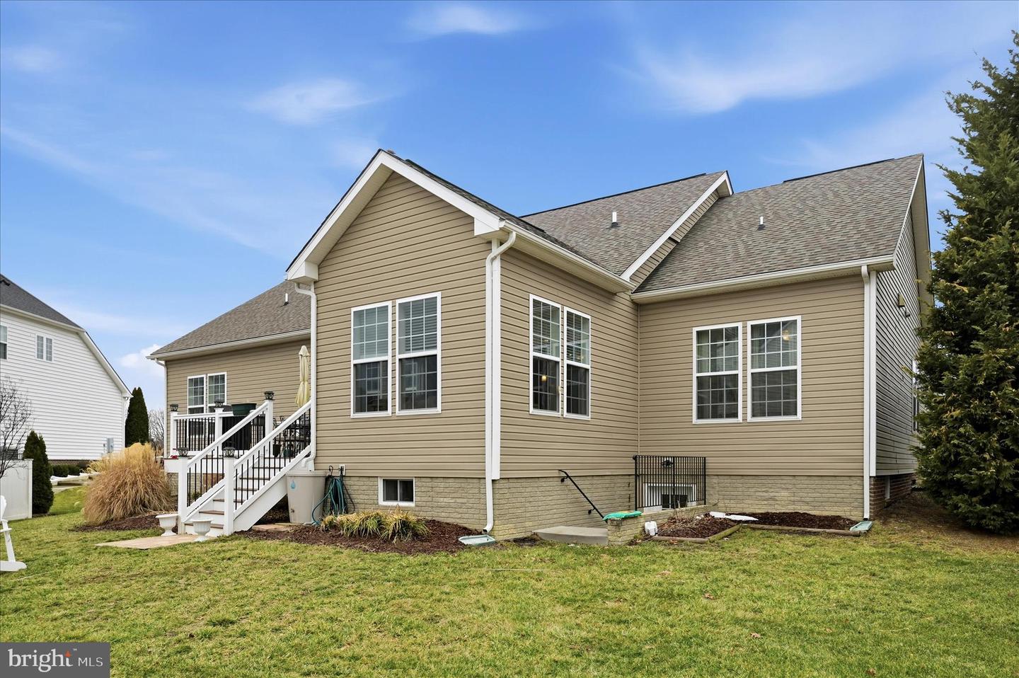 105 LADYSMITH DR, STEPHENS CITY, Virginia 22655, 3 Bedrooms Bedrooms, ,3 BathroomsBathrooms,Residential,For sale,105 LADYSMITH DR,VAFV2039568 MLS # VAFV2039568