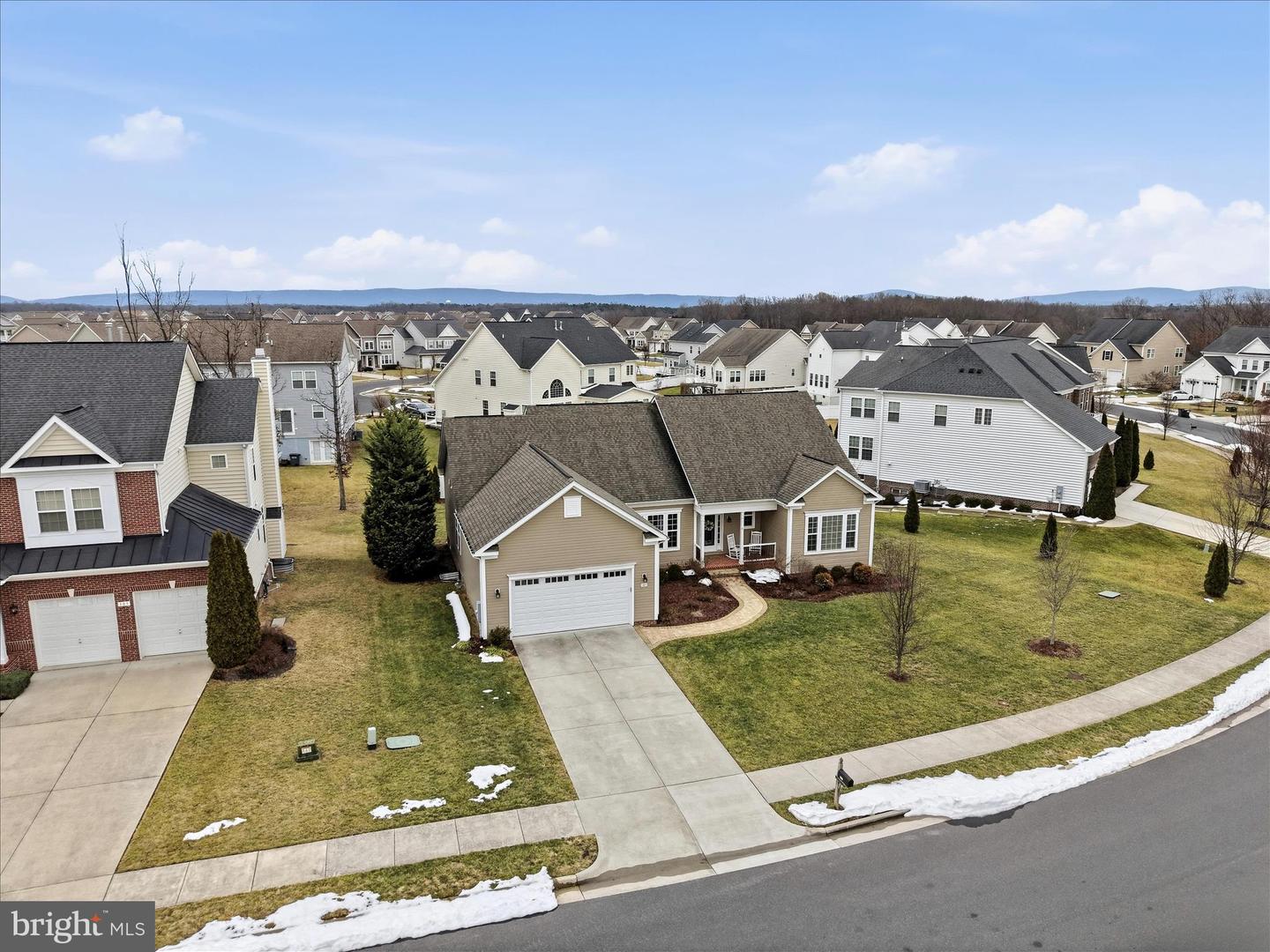 105 LADYSMITH DR, STEPHENS CITY, Virginia 22655, 3 Bedrooms Bedrooms, ,3 BathroomsBathrooms,Residential,For sale,105 LADYSMITH DR,VAFV2039568 MLS # VAFV2039568