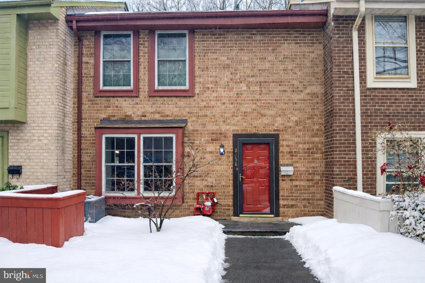 2158 GOLF COURSE DR. DR, RESTON, Virginia 20191, 3 Bedrooms Bedrooms, 12 Rooms Rooms,3 BathroomsBathrooms,Residential,For sale,2158 GOLF COURSE DR. DR,VAFX2290896 MLS # VAFX2290896