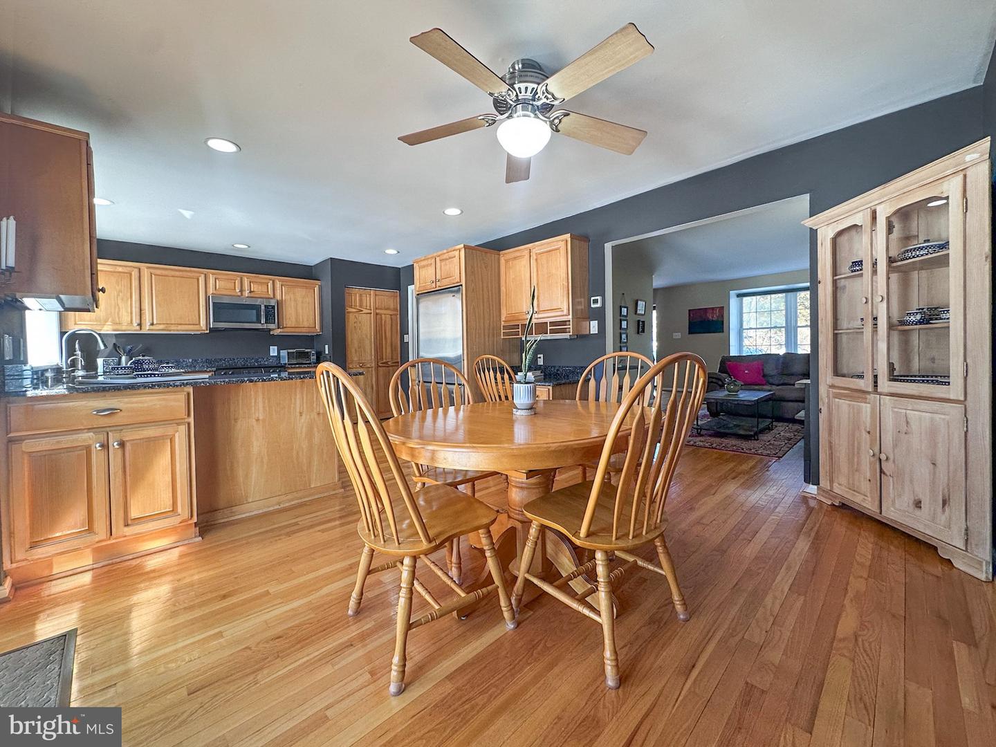 2158 GOLF COURSE DR. DR, RESTON, Virginia 20191, 3 Bedrooms Bedrooms, 12 Rooms Rooms,3 BathroomsBathrooms,Residential,For sale,2158 GOLF COURSE DR. DR,VAFX2290896 MLS # VAFX2290896