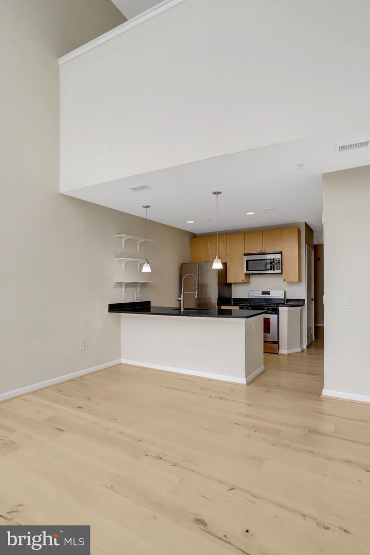 444 W BROAD ST #634, FALLS CHURCH, Virginia 22046, 1 Bedroom Bedrooms, ,1 BathroomBathrooms,Residential,For sale,444 W BROAD ST #634,VAFA2003576 MLS # VAFA2003576