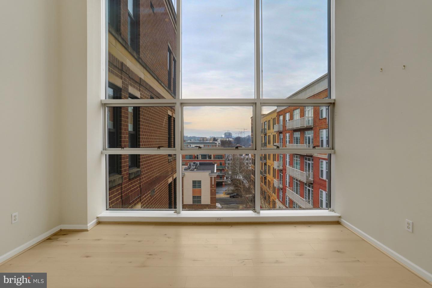 444 W BROAD ST #634, FALLS CHURCH, Virginia 22046, 1 Bedroom Bedrooms, ,1 BathroomBathrooms,Residential,For sale,444 W BROAD ST #634,VAFA2003576 MLS # VAFA2003576