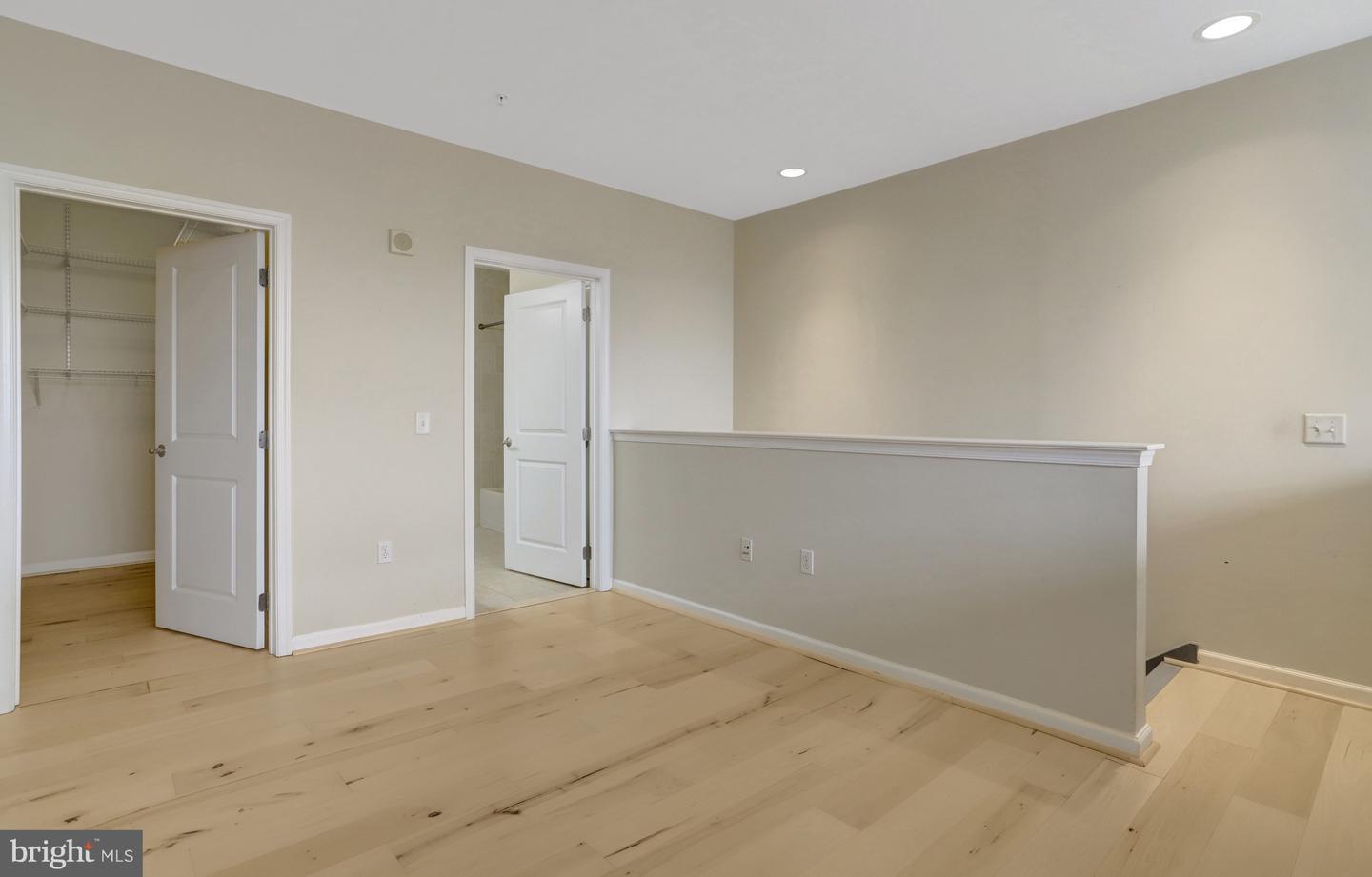 444 W BROAD ST #634, FALLS CHURCH, Virginia 22046, 1 Bedroom Bedrooms, ,1 BathroomBathrooms,Residential,For sale,444 W BROAD ST #634,VAFA2003576 MLS # VAFA2003576