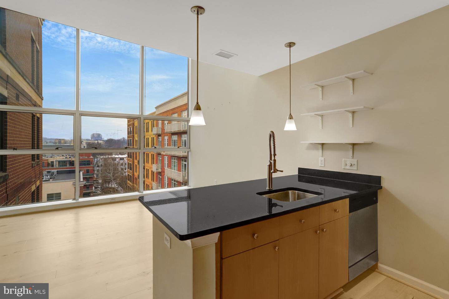 444 W BROAD ST #634, FALLS CHURCH, Virginia 22046, 1 Bedroom Bedrooms, ,1 BathroomBathrooms,Residential,For sale,444 W BROAD ST #634,VAFA2003576 MLS # VAFA2003576