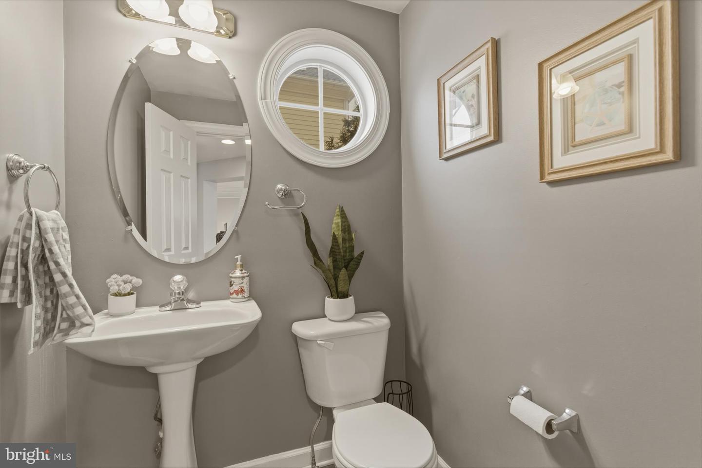 1511 ARTILLERY TER NE, LEESBURG, Virginia 20176, 4 Bedrooms Bedrooms, ,3 BathroomsBathrooms,Residential,For sale,1511 ARTILLERY TER NE,VALO2115836 MLS # VALO2115836